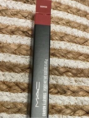 MAC Cosmetics Dervish Lip Liner — dervish